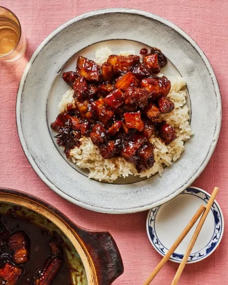 Erchen Chang's Flavorful Dishes for Taiwanese Braised Pork Belly and Fried Daikon Cubes