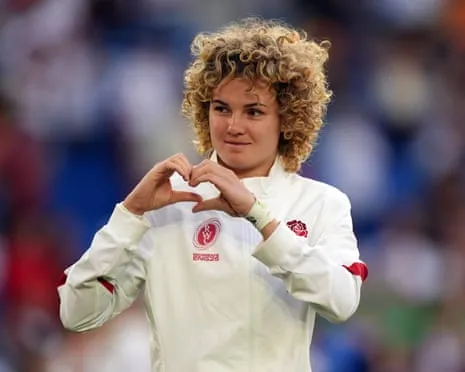 England's Ellie Kildunne and Hannah Botterman Fit to Face France in Semi-final