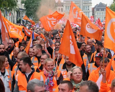France-Wide Protest Action Sees Hundreds of Thousands Taking to the Streets In France